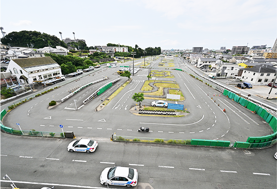画像：遠鉄自動車学校 磐田校校内