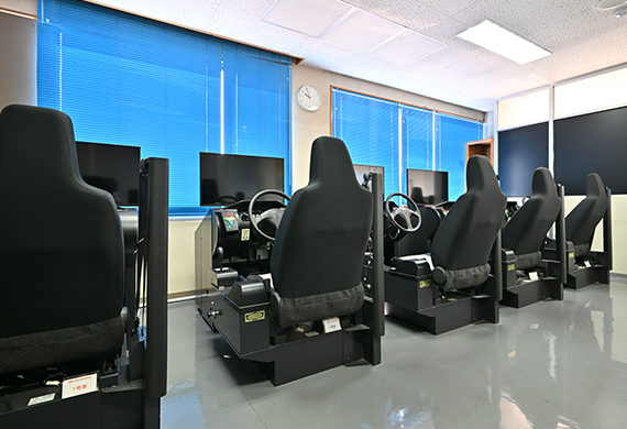 画像：浜松自動車学校 中部校校内