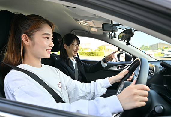 画像：浜松自動車学校 袋井校校内